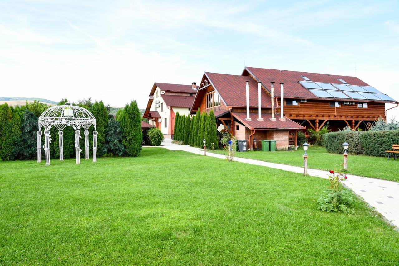 Casa Moteasca Hotel Mihai Viteazu  Eksteriør billede