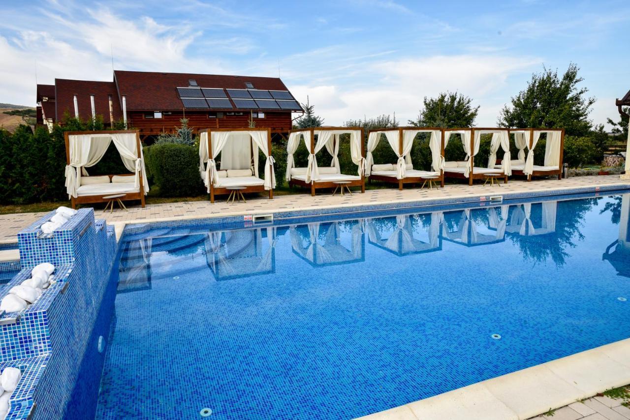 Casa Moteasca Hotel Mihai Viteazu  Eksteriør billede