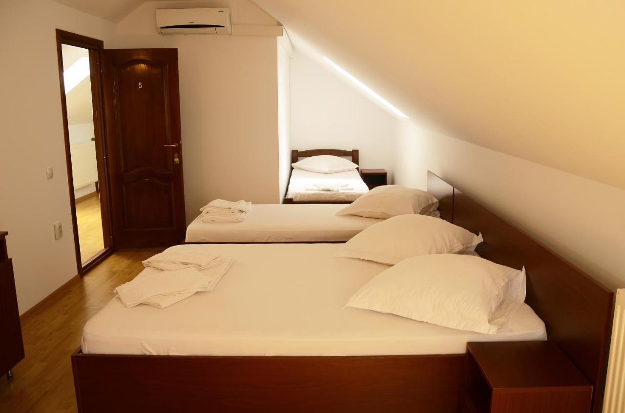 Casa Moteasca Hotel Mihai Viteazu  Eksteriør billede