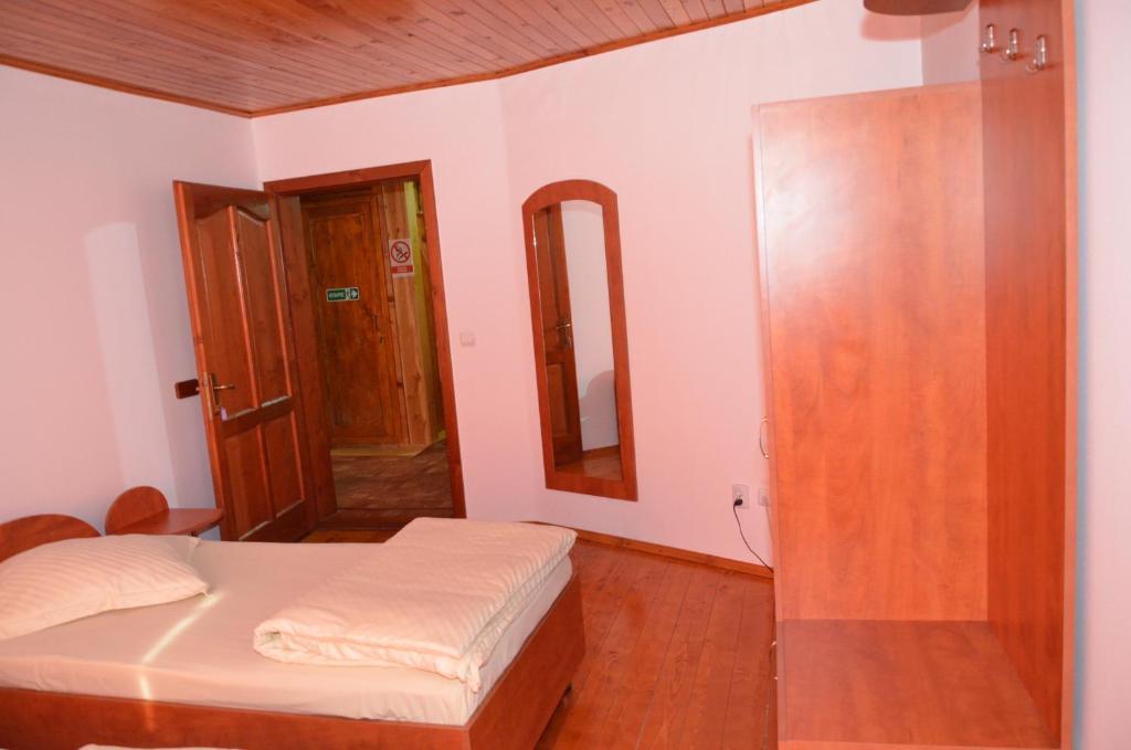 Casa Moteasca Hotel Mihai Viteazu  Værelse billede