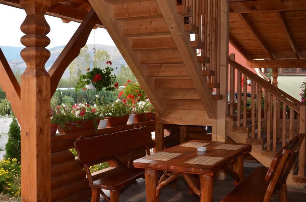Casa Moteasca Hotel Mihai Viteazu  Eksteriør billede