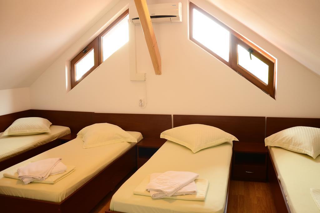 Casa Moteasca Hotel Mihai Viteazu  Eksteriør billede